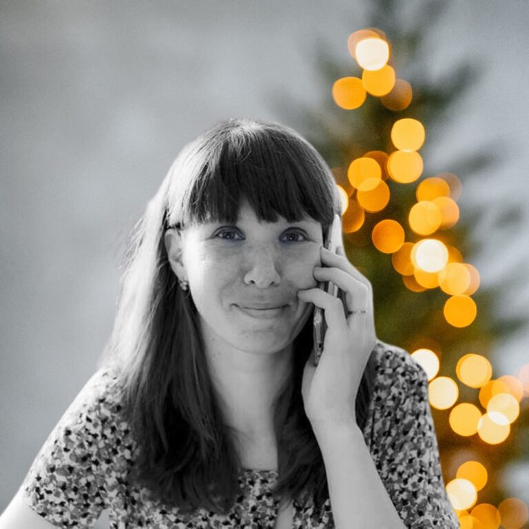 Julia, kirjanpitäjä ja sihteeri Ukrainassa